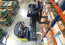 Stivuitoare electrice cu catarg retractabil Clark SRX 14