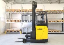 Stivuitoare electrice cu catarg retractabil OM-Pimespo Thesi A 1