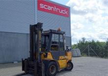 Stivuitoare frontale diesel Heden 4450