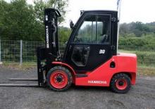 Stivuitoare frontale diesel M&H CPCD 30