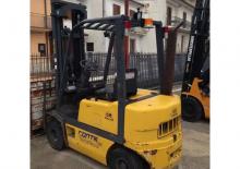 Stivuitoare frontale diesel OM-Pimespo D 20