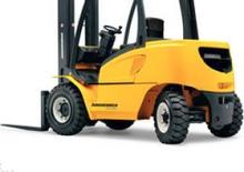 Stivuitoare frontale diesel Jungheinrich DFG 545