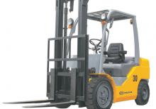 Stivuitoare frontale diesel OM DVX30 KAT
