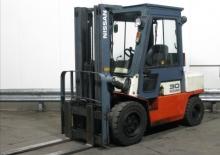 Stivuitoare frontale diesel Nissan FGJ 02 A 30 U
