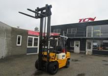 Stivuitoare frontale diesel Halla HDF 30
