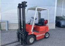 Stivuitoare frontale diesel O&K V 15