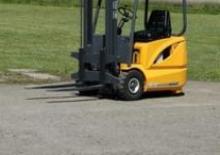 Stivuitoare frontale electrice Desta 3 E 15