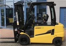 Stivuitoare frontale electrice Hyundai 35BH-9