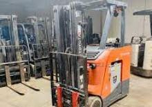 Stivuitoare frontale electrice Toyota 8BNCU15