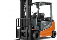 Stivuitoare frontale electrice Toyota 9 FBM 25T 