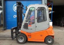 Stivuitoare frontale electrice BT C 4 E 500 V