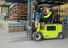 Stivuitoare frontale electrice Clark CEM 30 S AC