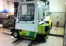 Stivuitoare frontale electrice Clark EM 25 S