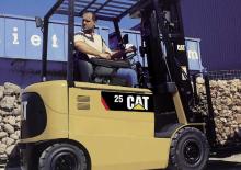Stivuitoare frontale electrice Caterpillar EP 25 K