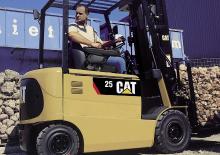 Stivuitoare frontale electrice Caterpillar EP25K PAC