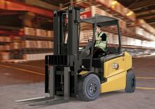Stivuitoare frontale electrice Caterpillar EP50CN