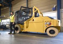 Stivuitoare frontale electrice Caterpillar EP70N