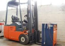Stivuitoare frontale electrice Lugli POLO 10