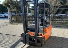 Stivuitoare frontale electrice Lugli POLO 18