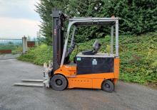 Stivuitoare frontale electrice Carer R 30 N