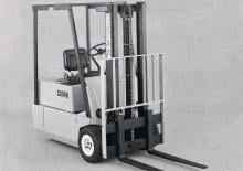 Stivuitoare frontale electrice Clark TM 15