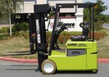Stivuitoare frontale electrice Clark TMG 13