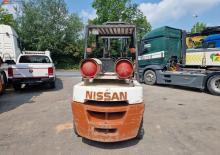 Stivuitoare frontale LPG Nissan BF 03 A 35 U