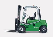 Stivuitoare frontale LPG Cesab Drago 250 E