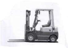 Stivuitoare frontale LPG TCM FG 15 N 18 T