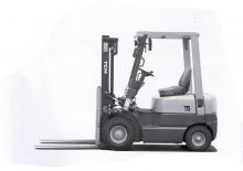 Stivuitoare frontale LPG TCM FG 15 T 13 Inoma