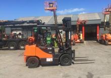 Stivuitoare frontale LPG Doosan G33P-5