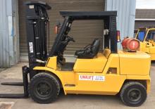 Stivuitoare frontale LPG Caterpillar GP50K