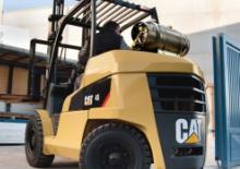 Stivuitoare frontale LPG Caterpillar GP55N