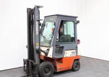 Stivuitoare frontale LPG Nissan PJ 01 A 15 U