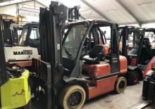 Stivuitoare frontale LPG Nissan UGD 02 A 30 PQ