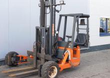 Stivuitoare montate pe camion Diesel Moffett-Kooi M 4 T 25.3
