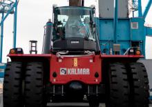 Stivuitoare pentru containere Kalmar DRG450-65S6H
