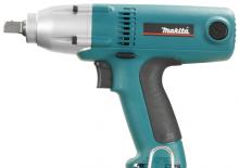 Șurubelniițe cu impact&chei fixe Makita 6953