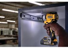 Șurubelnițe cu impact, fără fir, & chei fixe DEWALT DCF809C2