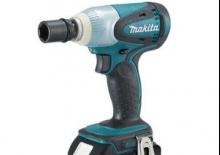 Șurubelnițe cu impact, fără fir, & chei fixe Makita DTW251