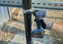 Șurubelnițe cu impact, fără fir, & chei fixe Bosch GDR 18V-1860CB25