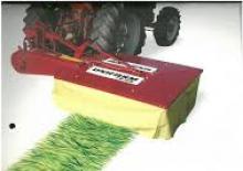 Tamburi de cosit atașați pe spate, fără tambur de condiționare Claas Unifarm CM 166