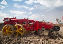 Tamburi/cilindri de nivelat pentru pajiști și terenuri Väderstad Rexius T 450