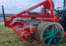 Tăvălugi pliabili (pentru nivelarea solului prelucrat) Kverneland Varus 300