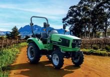 Tractoare 4WD DEUTZ-FAHR 2025W