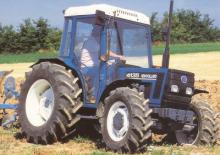 Tractoare 4WD New Holland 45-66 DT S/3435
