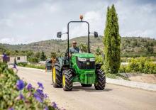 Tractoare 4WD John Deere 5105GL