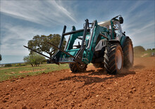 Tractoare 4WD Arbos 5130