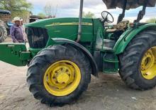 Tractoare 4WD John Deere 5725HC