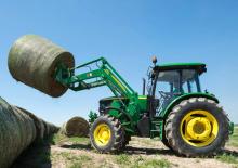 Tractoare 4WD John Deere 6135B